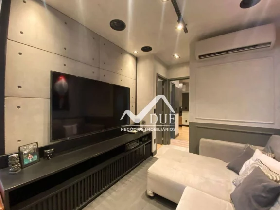 Imagem Apartamento com 2 dormitórios à venda, 75 m² por R$ 1.350.000,00 - Gonzaga - Santos/SP
