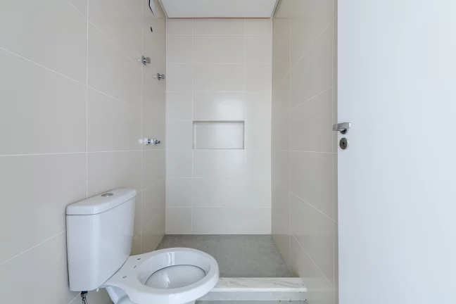 Imagem Sobrado de 3 quartos sendo 1 suíte com acabamento de alto padrão e localização Excelente