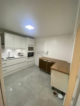 Imagem Apartamento Quadra Mar com 3 dormitórios à venda na Barra Sul em Balneário Cambo