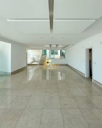 Imagem CASA DE LUXO COM VISTA DESLUMBRATE PARA O MAR.