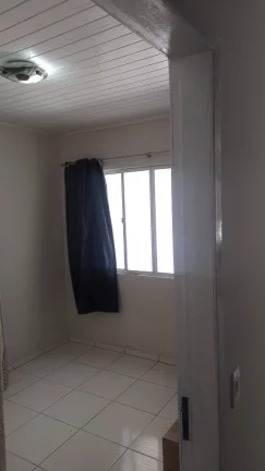 Imagem Terreno com Casa Não Averbada no Condomínio La Salle - Pinheirinho