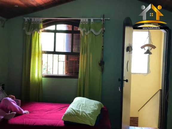 Imagem Bela Casa Térrea no Condomínio Colinas de Caucaia do Alto - Cotia