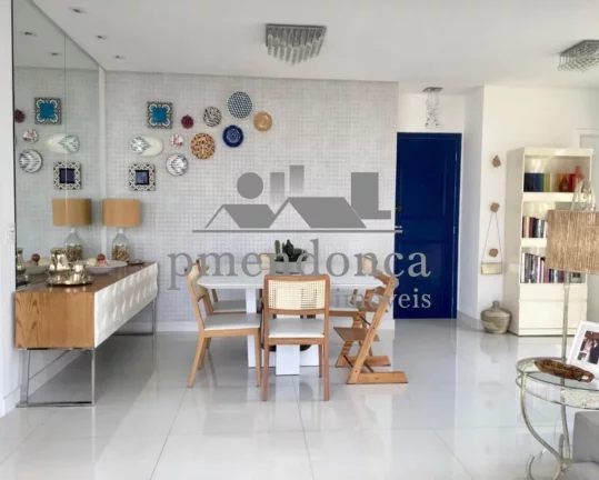 Imagem Cobertura duplex na Vila Romana, face Norte, com muito sol o dia inteiro e o ano inteiro.