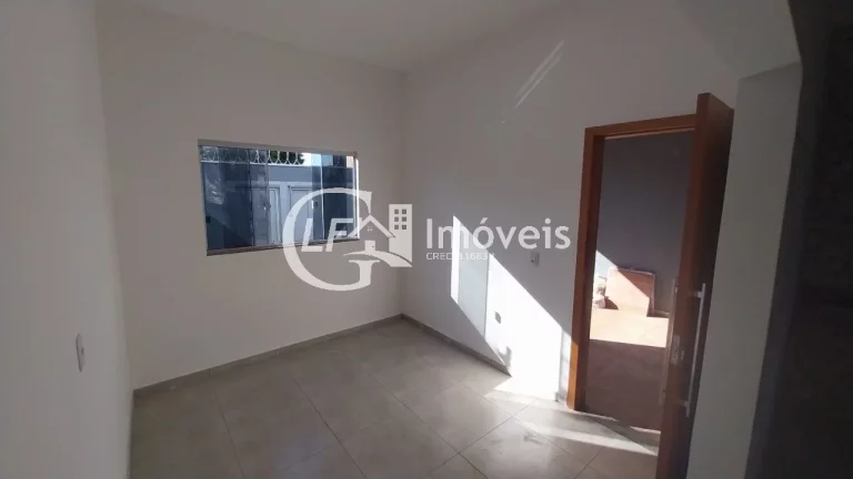 Imagem Casa à venda em Campo Grande-MS, Nova Lima: 2 quartos, 1 sala, 1 banheiro, 2 vagas, 70m². Aproveite!