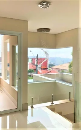Imagem Linda casa com 3 dormitórios à venda no condomínio Parque das Quaresmeiras