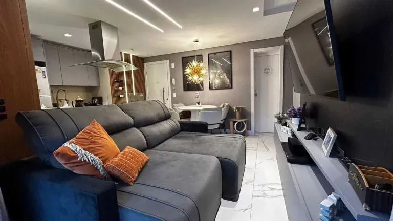Imagem Apartamento com 2 suítes e 2 vagas de garagem em Ressacada - Itajaí