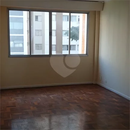 Imagem Apartamento à venda com 3 quartos, sendo 1 suíte, no condomínio Fradique Coutinho, São Paulo - SP