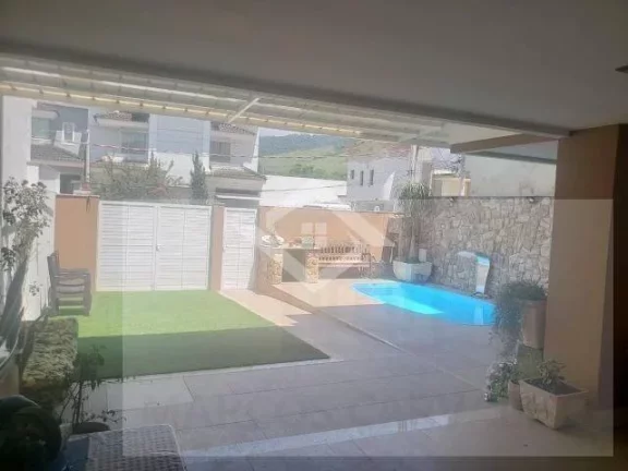 Imagem Casa 3 Quartos (3 suítes) com área gourmet e piscina - Golden Village