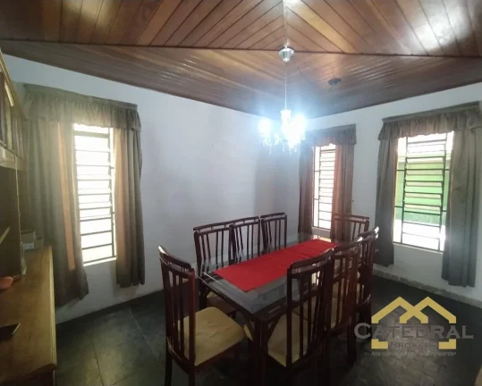 Imagem Casa à Venda por R$1.250.000,00 com 5 dormitórios - Eloy Chaves - Jundiaí/SP