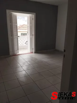 Imagem Casa comercial para venda ou locação em São Paulo-SP, Tatuapé: 5 quartos, 3 banheiros, 2 vagas, 200m². Venha conferir!