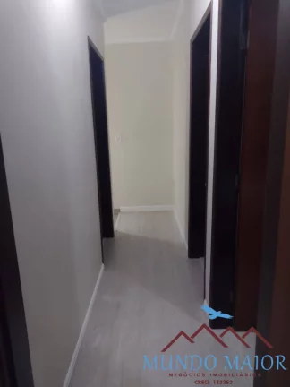 Imagem Sobrado com 3 Quartos e 2 banheiros à Venda, permuta- por R$ 750.000