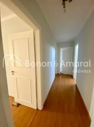 Imagem Situado no charmoso e desejado bairro Cambuí, em Campinas, este apartamento oferece uma impressiona...