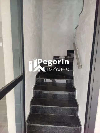 Imagem Sobrado à venda em Curitiba, Tingui, com 3 quartos, 150m²