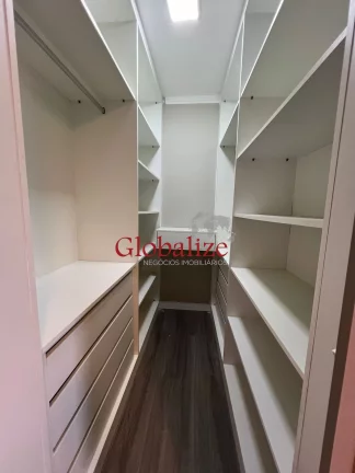 Imagem Cobertura à venda com 191m², 3 dormitórios, 1 suíte, jacuzzi, vista mar por R$ 1.849.000,00 no Campo Grande em Santos