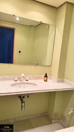 Imagem Apartamento Amplo na Avenida Angélica, 4 dormitórios (2 SUÍTES), possui Hidro e closet. Edifício com 2 Vagas de Garagem