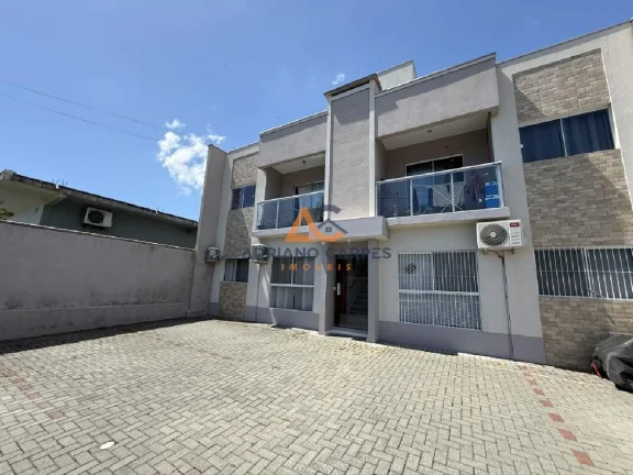 Imagem Apartamento com 02 quartos no bairro Meia Praia em Navegantes, aceita financiamento bancário com Adriano Carpes Imóveis Vende
