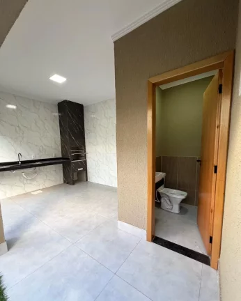 Imagem Casa 2/4 C Suite No Setor Barcelos Em Trindade