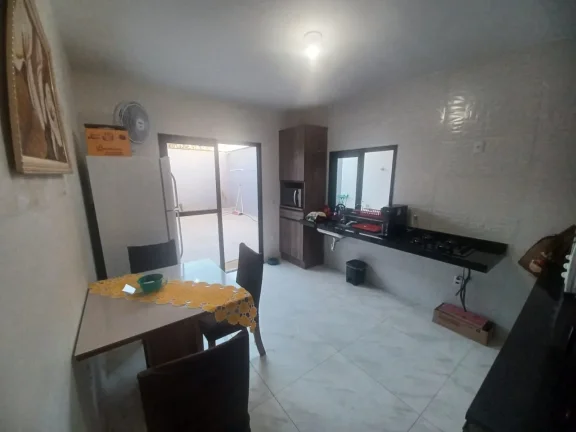 Imagem Linda casa térrea com 02 dormitórios- Jardim Santa Marcia- Votorantim