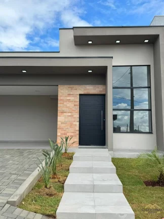 Imagem Casa térrea à venda com 3 quartos, sendo uma suíte no Laguna Residencial Clube