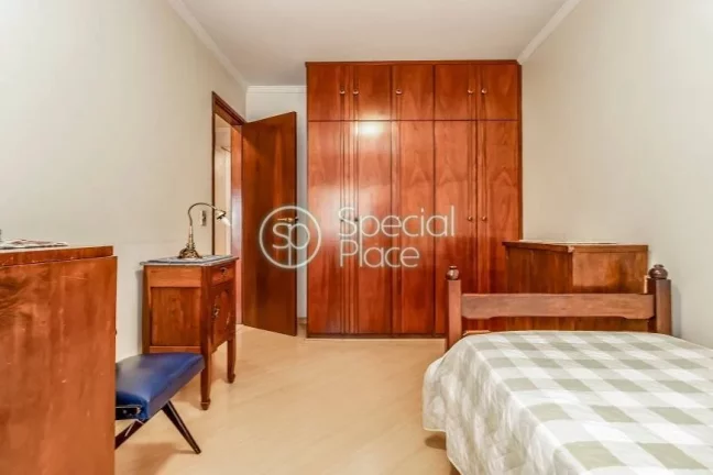 Imagem Ótimo apartamento com 135m² no Brooklin. Amplo living com varanda na copa das árvores, sala de ja...