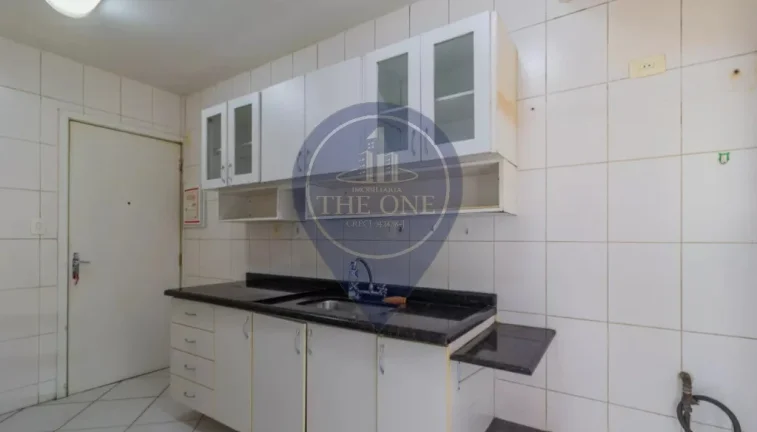 Imagem Apartamento para locação em Cerqueira César, São Paulo-SP: 3 quartos, 1 suíte, 2 vagas, 130m² de área!