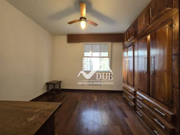 Imagem Apartamento com 3 dormitórios à venda, 123 m² por R$ 790.000 - Ponta da Praia - Santos/SP