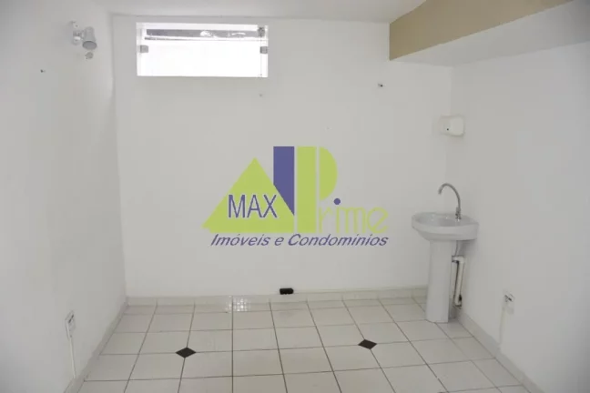 Imagem Salão Comercial de Alto Padrão na Vila Gomes Cardim, São Paulo-SP: 3 Salas, 5 Banheiros, 450m² de Área
