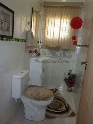 Imagem Casa-Sobreposta-para-Venda-em-Residencial-Village-Santana-Guaratingueta-SP
