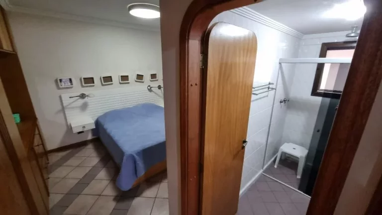 Imagem Apartamento com 3 dormitórios à venda, 130 m² - Pitangueiras - Guarujá/SP