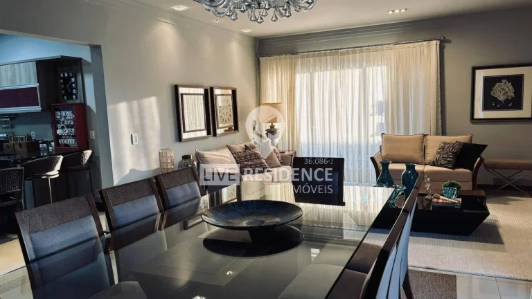Imagem Casa Impecável à Venda - Santa Cruz | R$ 2.700.000