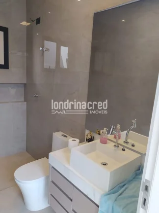 Imagem Casa com conceito moderno, ótima localização, possuindo 03 quartos, sendo 01 suíte, 2 banheiros, sala, cozinha, 4 vagas de garagem, Monte Belo, Londrina.