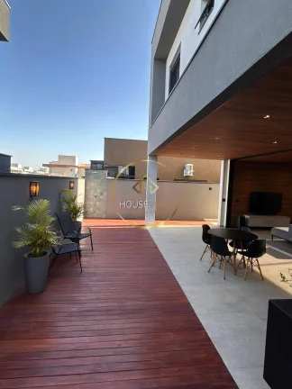 Imagem Casa Sobrado, 3 Dormitórios (1 suíte), Condomínio Rudá, Sjc.