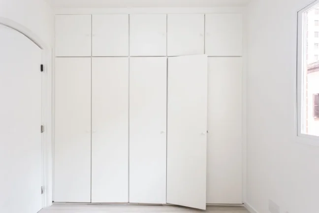 Imagem Apartamento Reformado 30M², 1Q, 1 Banheiro, 1 Vaga, Sol da Manhã, Churrasqueira, Salão de Festas.