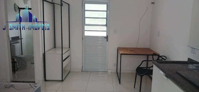 Imagem STÚDIO 24m²,PRONTO PARA USO.FOGÃO,MICRO-ONDAS,CAMA,BANHEIRO. COMPLETO!!