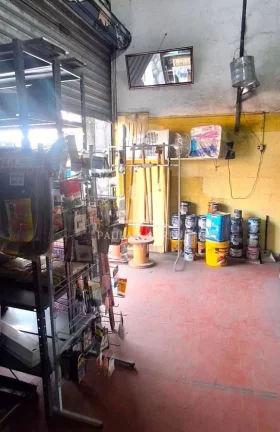 Imagem Ponto Comercial ou estoque, Valor 70 Mil, Aluguel 2.670 Casa de Ferragens no Jardim Zaíra, Mauá-SP