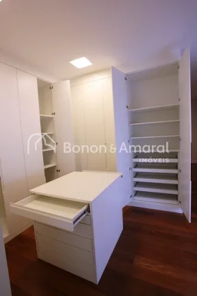 Imagem Casa a venda térrea, com 350,00 m² de área construída em terreno de 702,00 m² na parte central ...