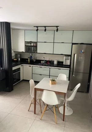 Imagem Apartamento com 70M², 2 dormitórios, sala, cozinha, área de serviços, varanda e 1 vaga de garage...