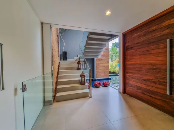 Imagem Imperdível! Casa de luxo à venda em Riviera de São Lourenço Módulo 28, 6 quartos, 6 suítes, 3 salas, 6 vagas de garagem - 406,02 m².