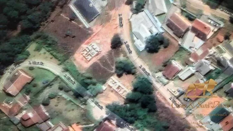 Imagem Terreno à venda, 668 m² - V Cristina - Campos do Jordão/São Paulo
