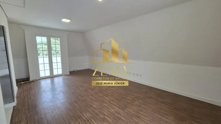 Imagem Sobrado alto padrão em condomínio, 560 m2, Elevador, 04 suites ( 01 Master)
