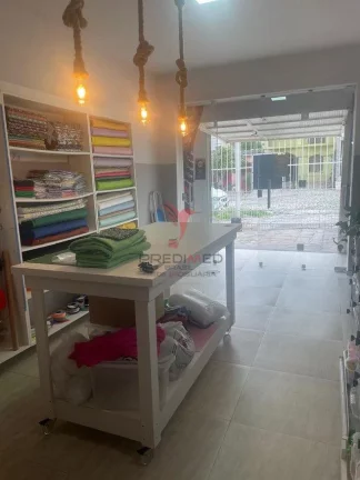 Imagem CASA A UMA QUADRA DA DOM JOAQUIM, pronta para moradia, toda reformada, é só se mudar