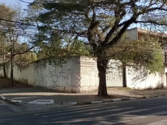 Imagem Terreno à venda, 945 m² por R$ 800.000,00 - Centro - Poá/SP