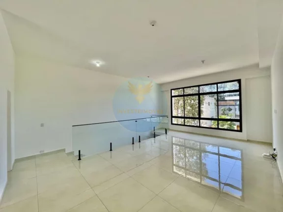 Imagem Casa em Condomínio a Venda no bairro Granja Viana - Cotia, SP
