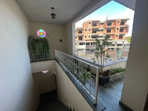 Imagem Casa no Grogotó, próximo ao centro, 3 Quartos 1 Suíte à Venda