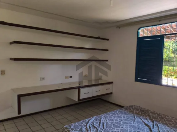 Imagem Casa Residencial de 450m² à venda, com 4 quartos (1 suíte), localizado em Aldeia - Pernambuco.