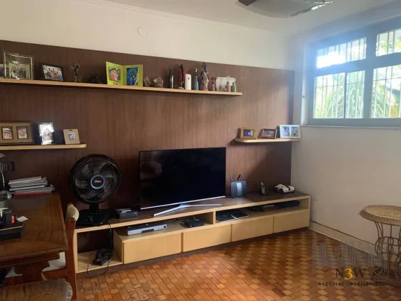 Imagem Casa à venda em Alto de Pinheiros São Paulo SP com 4 dormitórios, 2 suítes, 4 vagas de garagem e 377m² de área construída 602m².