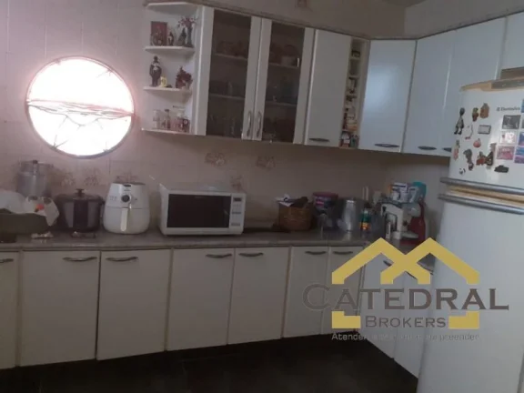 Imagem Casa com 03 dormitórios em 144m² à Venda por R$700.000,00 - Jardim das Carpas - Jundiaí/SP