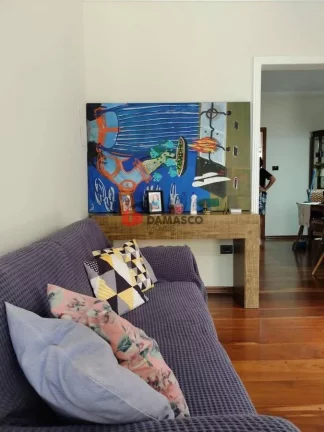 Imagem Sobrado à venda 3 Quartos, 6 Vagas, 257M², Santa Maria, São Caetano do Sul - SP