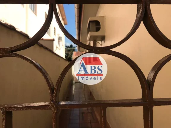 Imagem Casa com 3 dormitórios à venda, 240 m² por R$ 650.000,00 - Vila Nova - Cubatão/SP