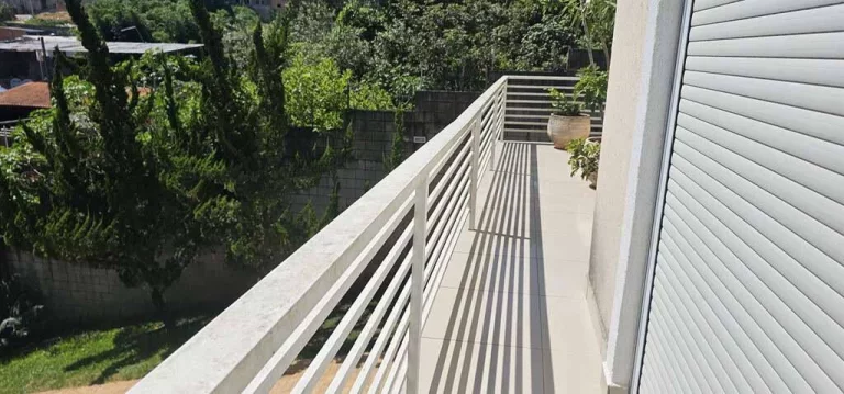 Imagem Chác Vale do Rio Cotia - 3stes, contemporânea e integrada Granja Viana